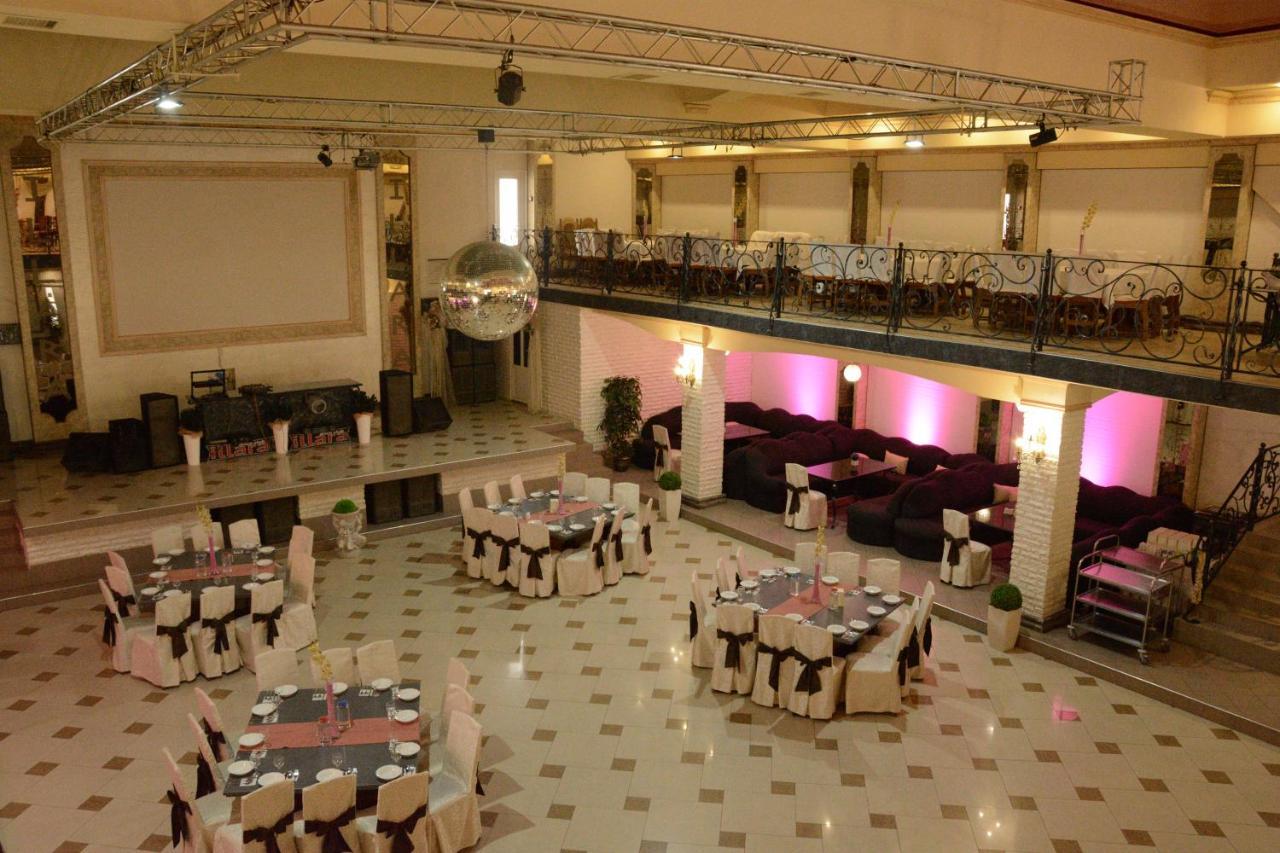 Illara Spa Hotel Irshava Extérieur photo