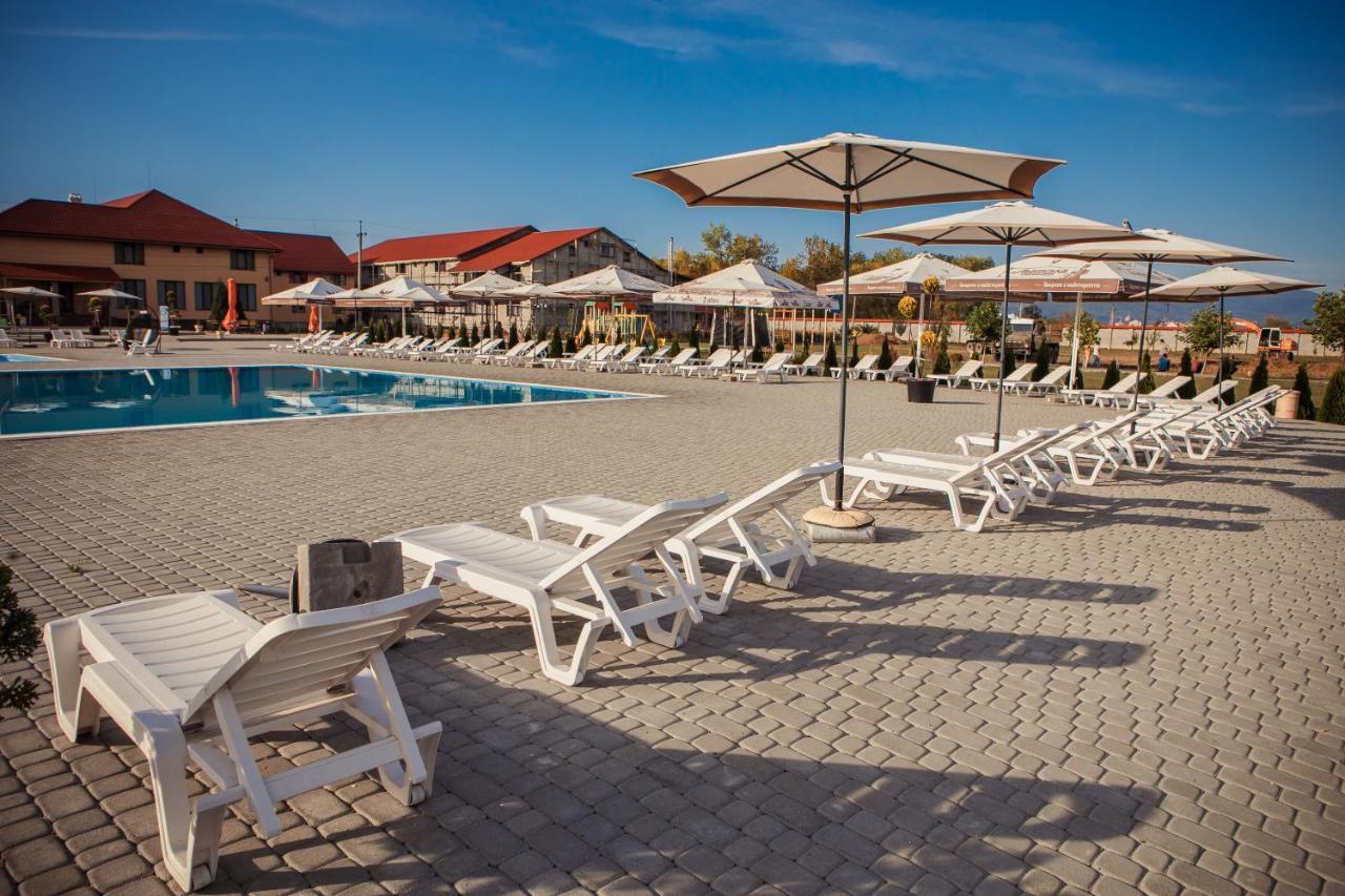 Illara Spa Hotel Irshava Extérieur photo